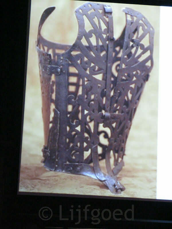 Lingerie historisch korset corset Lijfgoed workshop opleiding Annet van Maanen 22