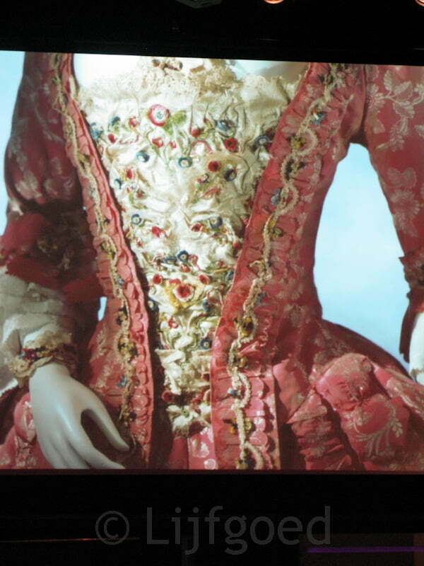 Lingerie historisch korset corset Lijfgoed workshop opleiding Annet van Maanen 4