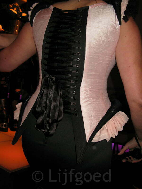Lingerie historisch korset corset Lijfgoed workshop opleiding Annet van Maanen 87