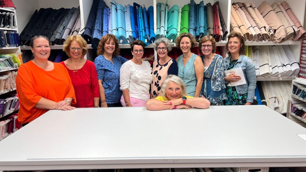 lingerie patroon tekenen op maat